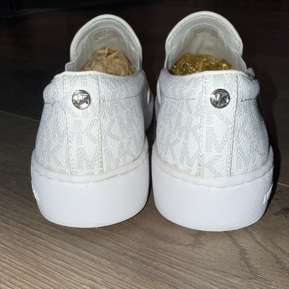Michael Kors Teddi Signature Logo Slip-On Sneaker - Picture 6 of 8